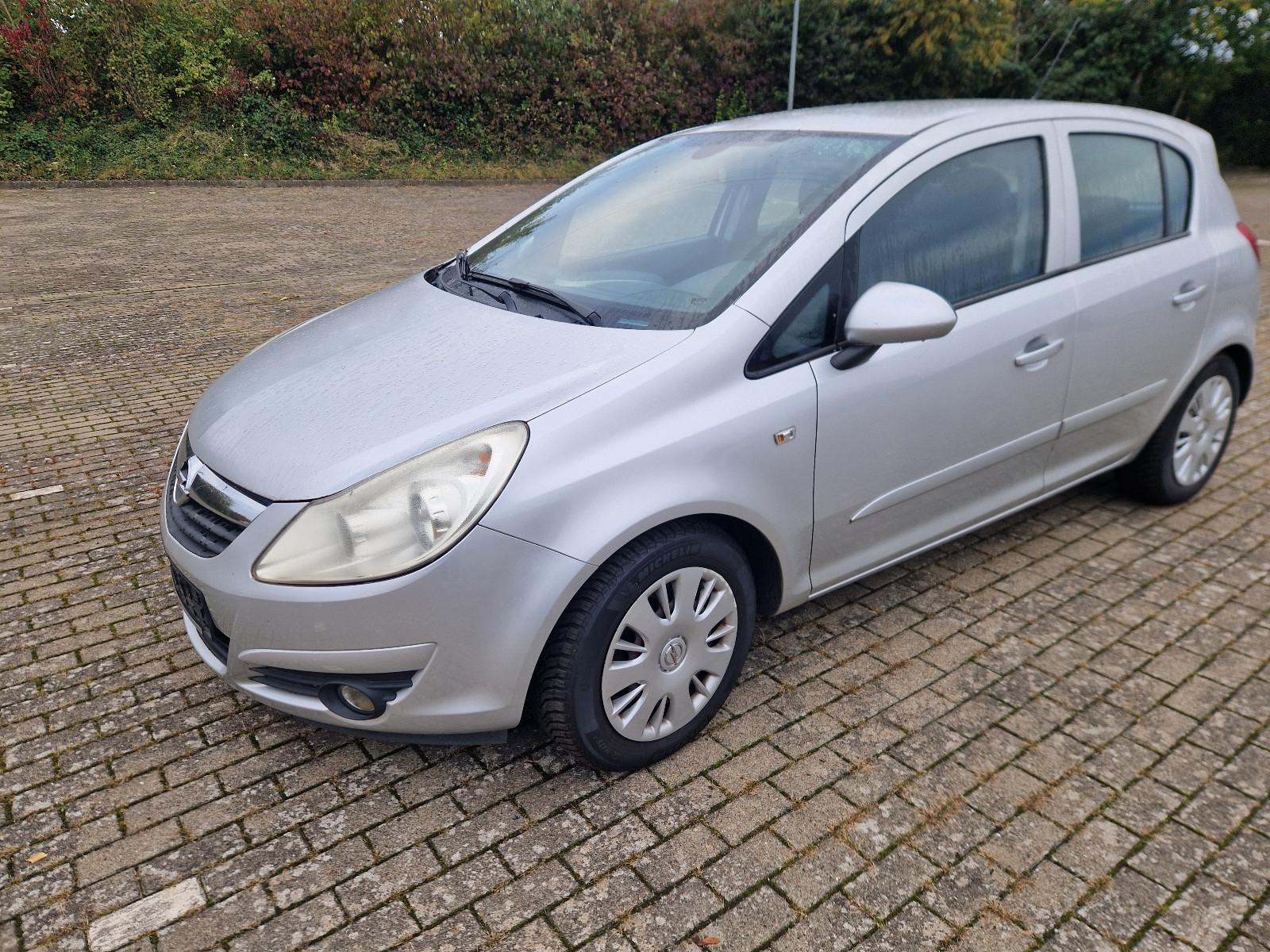 Opel Corsa D CATCH ME Now