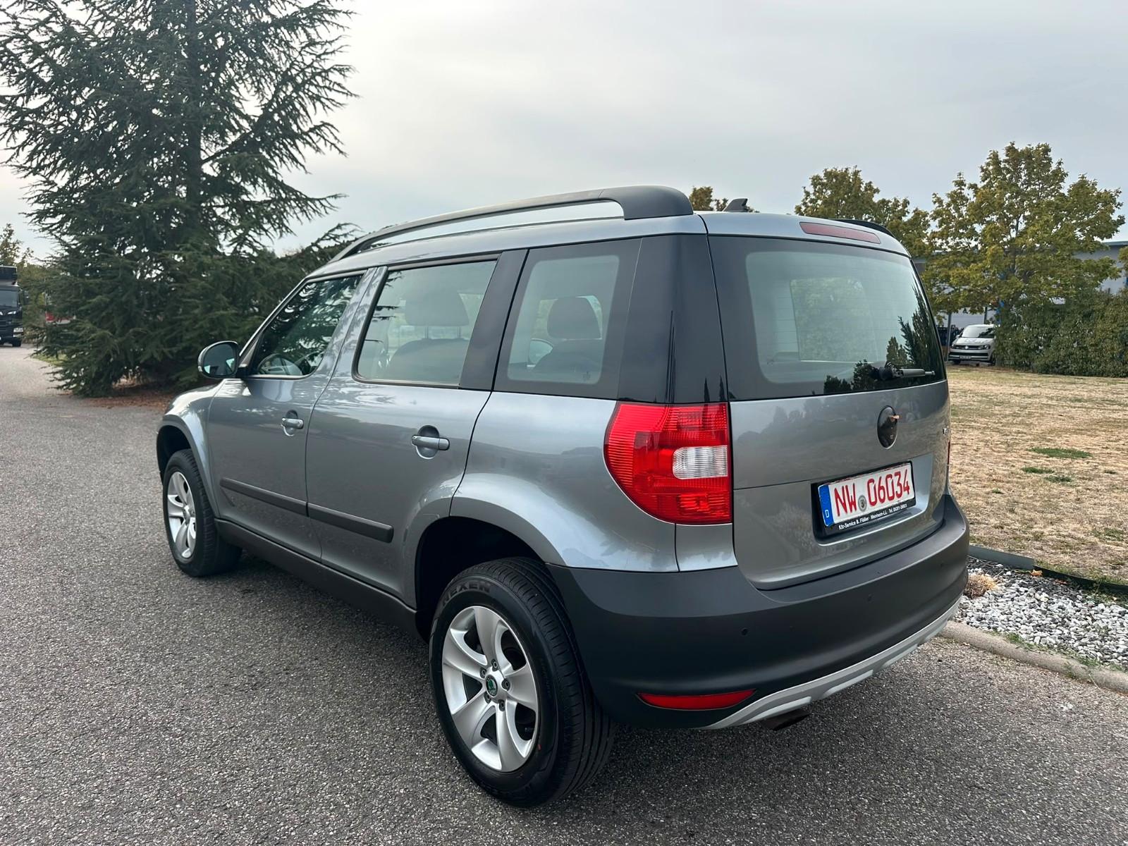 Skoda Yeti 2010 — interior