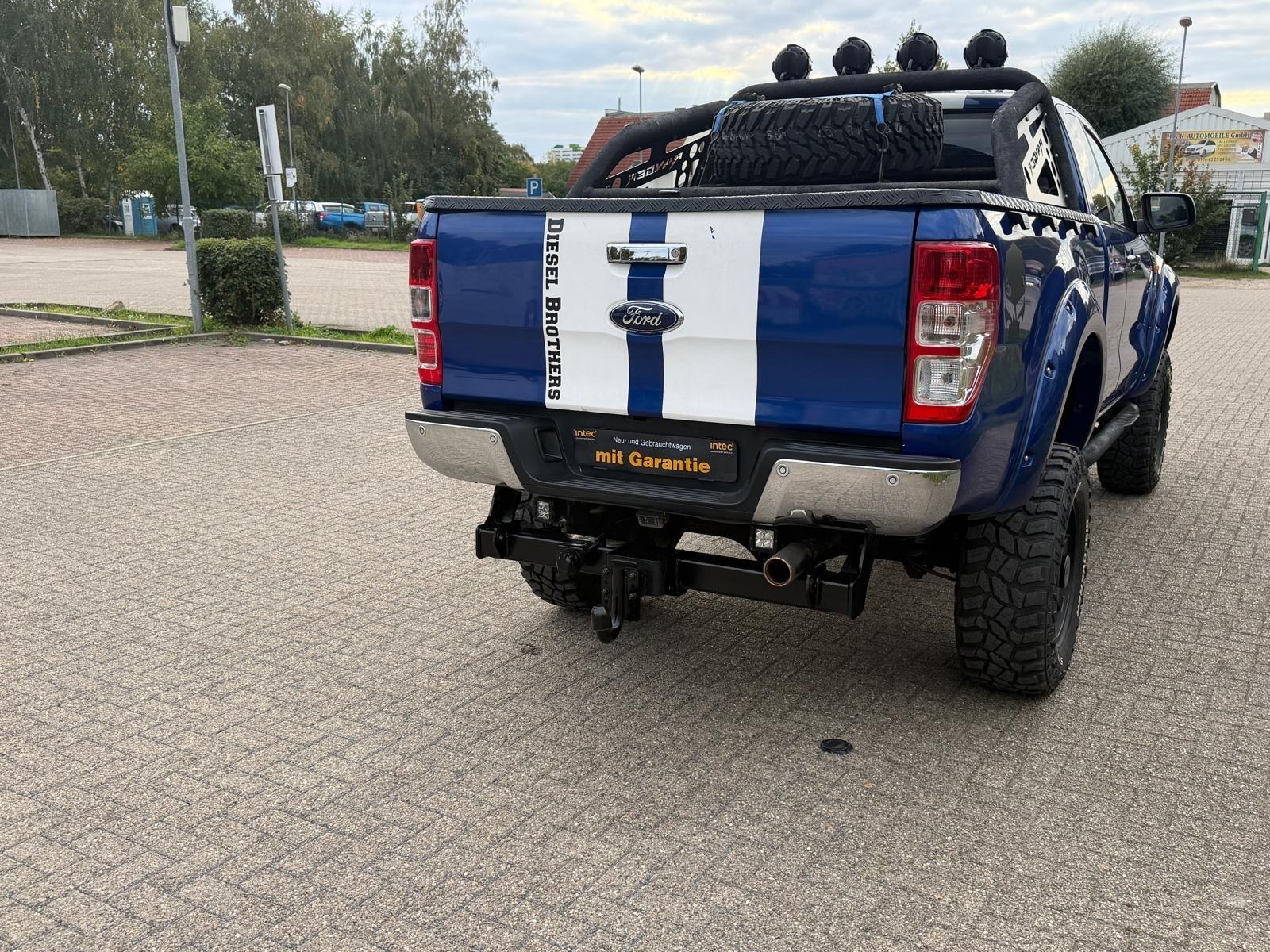 FORD RANGER XLT 2.2 TDCI 150ch 4X4 - CABINE APPROFONDIE - ATTELAGE 3,5T - CAMÉRA DE RECUL - RADARS DE STATIONNEMENT