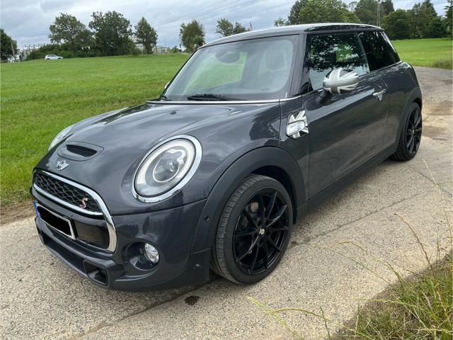 MINI Cooper S Chili, 8-fach-bereift