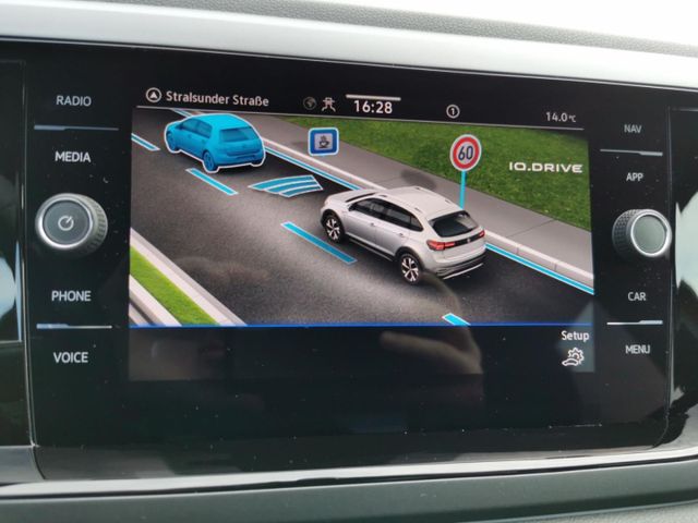 Taigo R-Line 1.0 TSI 7-Gang Navi CarPlay Klima