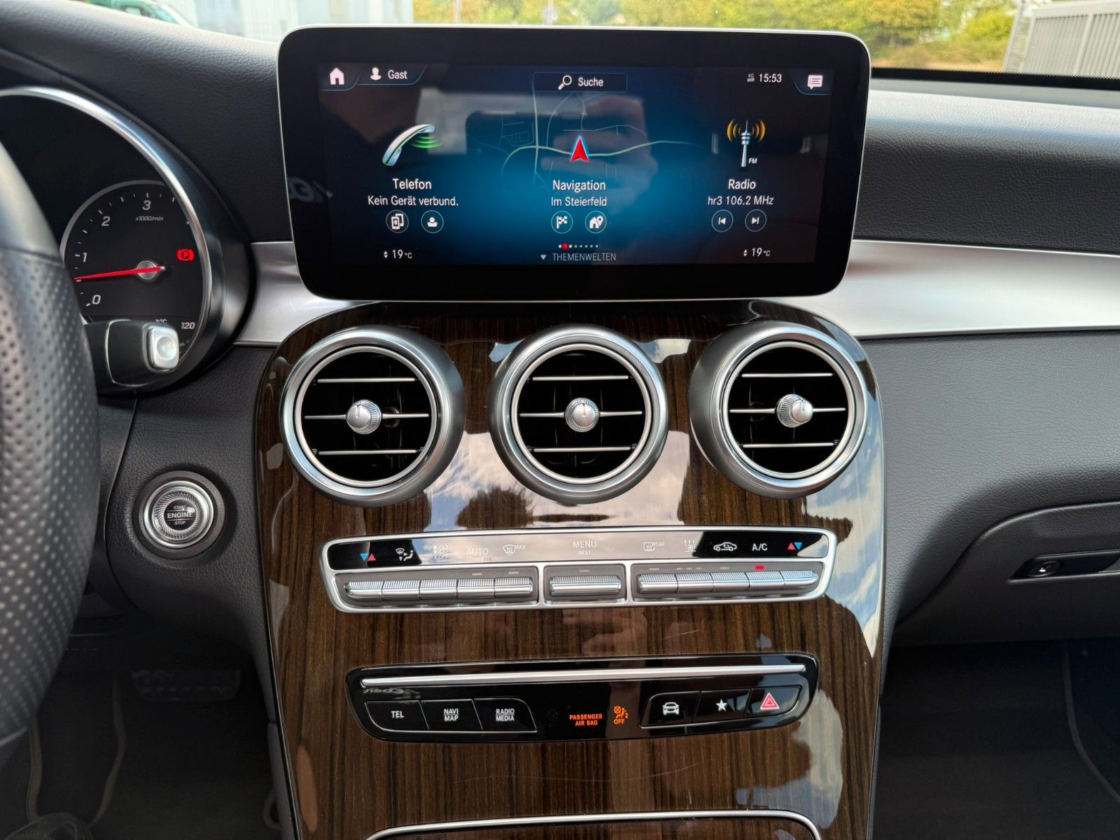 Fahrzeugabbildung Mercedes-Benz GLC 400d Coupe 4M Standh+Distr+AHK+Memory+ESD