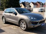 Porsche Cayenne S Automatik Navi Leder Panorama - Porsche Gebrauchtwagen in Saarbrücken