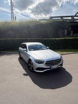 Mercedes-Benz E 200 T Autom. 