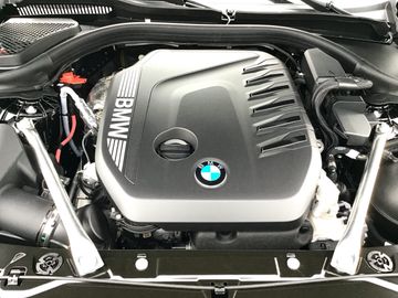 BMW 540d xDrive Limousine M Sportpaket Head-Up DAB