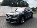 Volkswagen Tiguan Highline R-Line/ Kamera/ Headup / 4Motion - VW Tiguan Gebrauchtwagen in Mönchengladbach