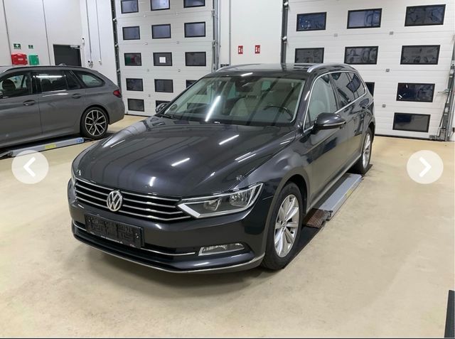 Volkswagen Passat Variant Highline*DSG*Virtual*ACC*Pano