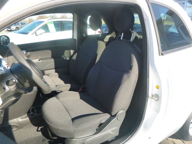 Fahrzeugabbildung Fiat 500 >Navi mit DAB-Radio<