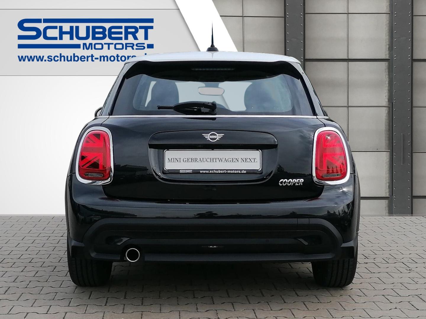 MINI Cooper 5-Türer Classic Trim HUD Panodach Navi Le