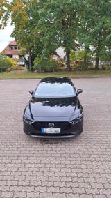 Mazda 3 2.0 SKYACTIV-G M-Hybrid - - Mazda 3: Von Privat