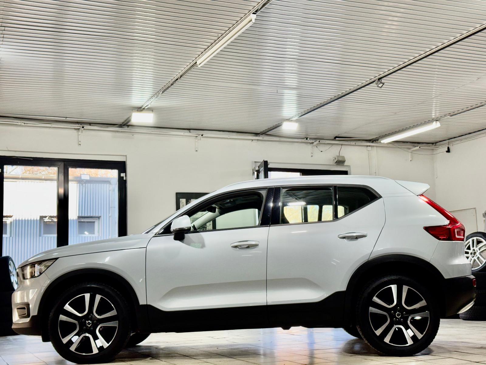 Volvo XC40 Momentum Pro*2WD*LED*Pano*DAB*RFK*