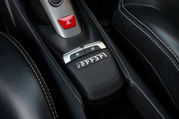 2015 Ferrari 488 GTB 缩略图 44