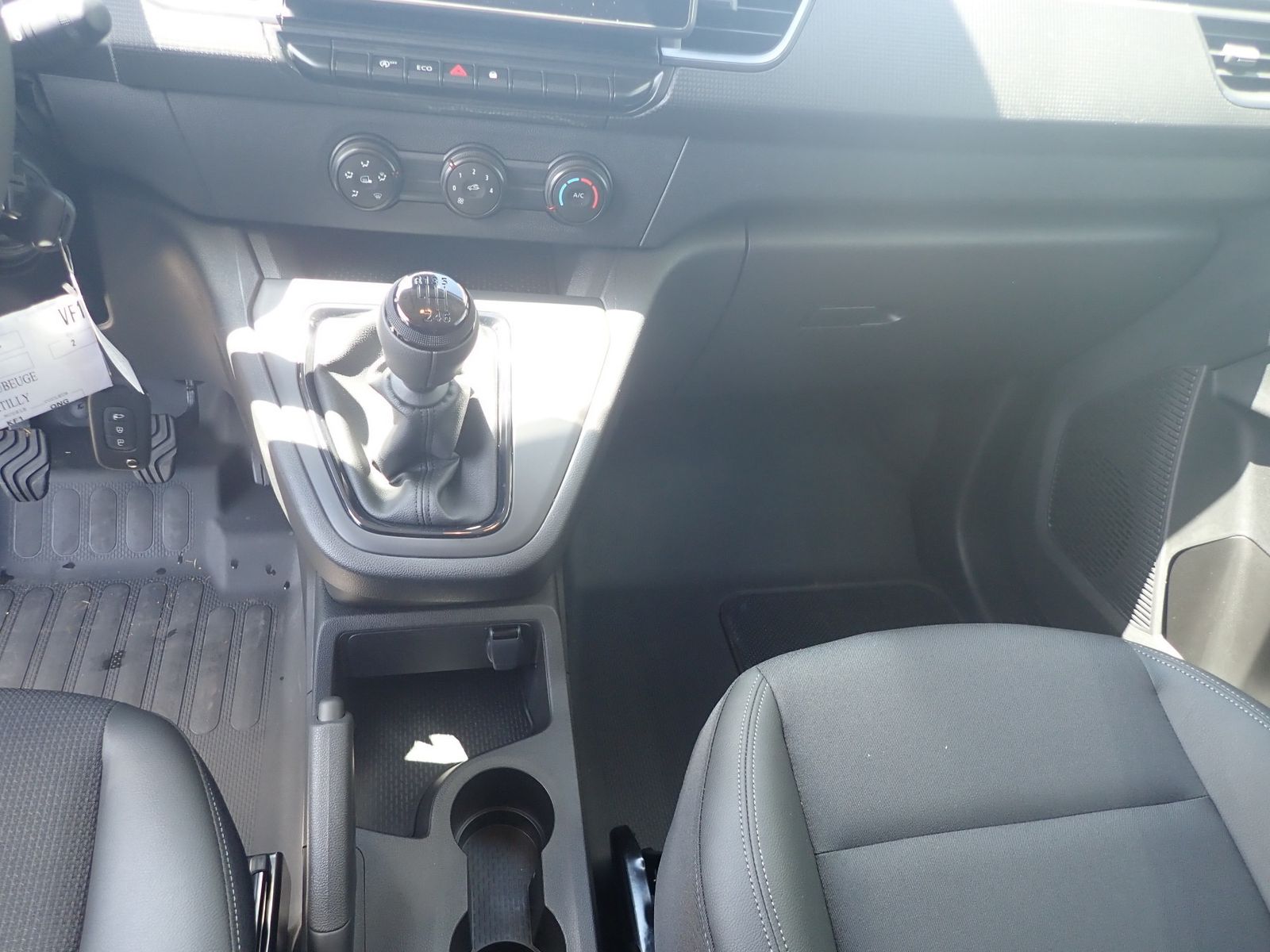 Fahrzeugabbildung Renault Kangoo Rapid Advance L1 Blue dCi 95 MY26