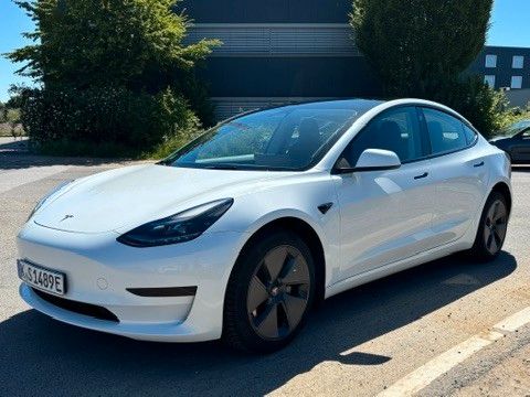 TESLA Model 3 SR RWD | AMD Ryzen | Modelljahr 2023