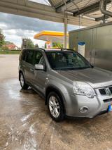 Nissan X-Trail - Nissan X-Trail aus 2011 mit Diesel-Antrieb
