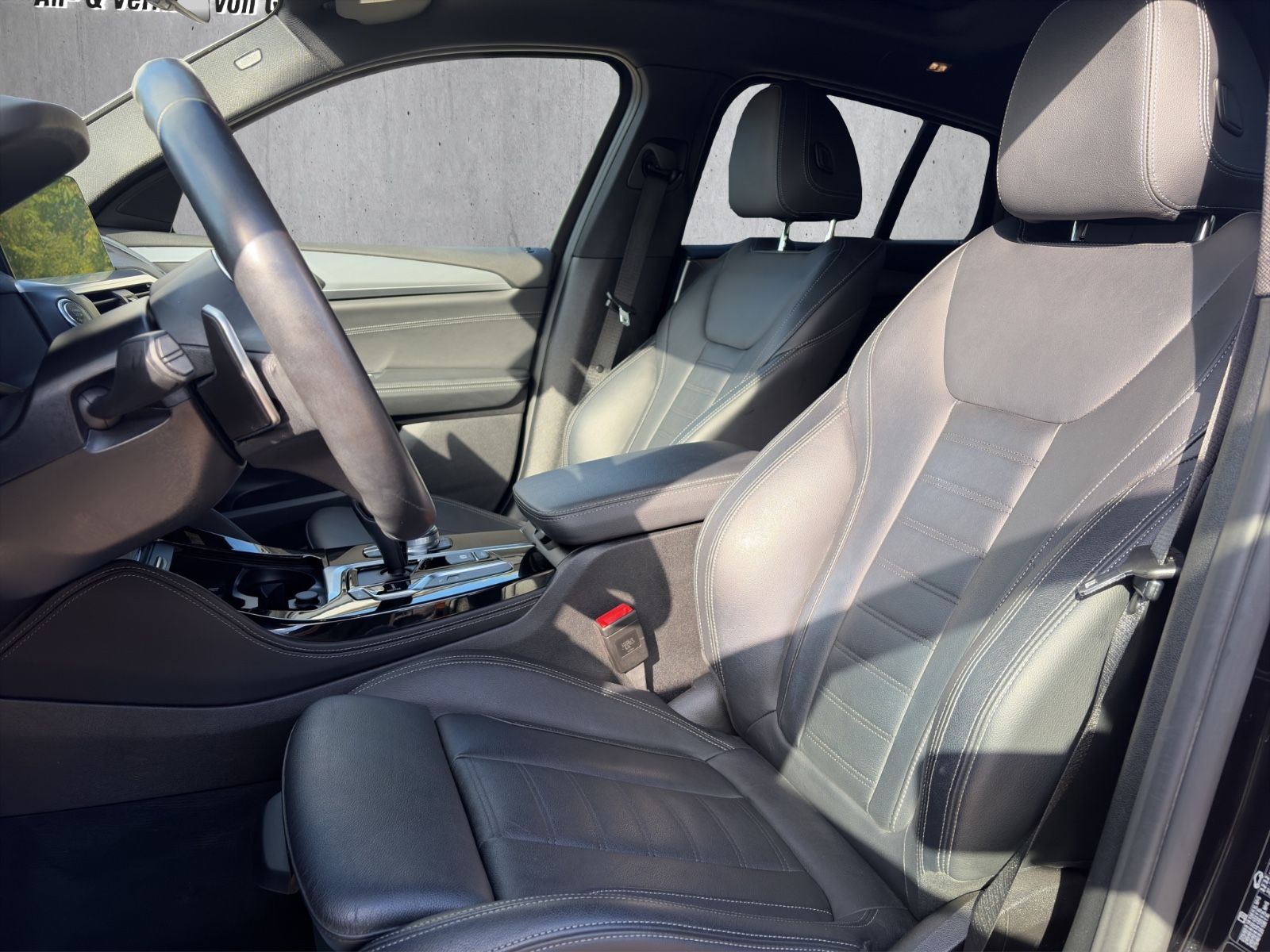 BMW X4 xDrive 30 d M Sport X AHK LED ACC PANO HUD foto 13