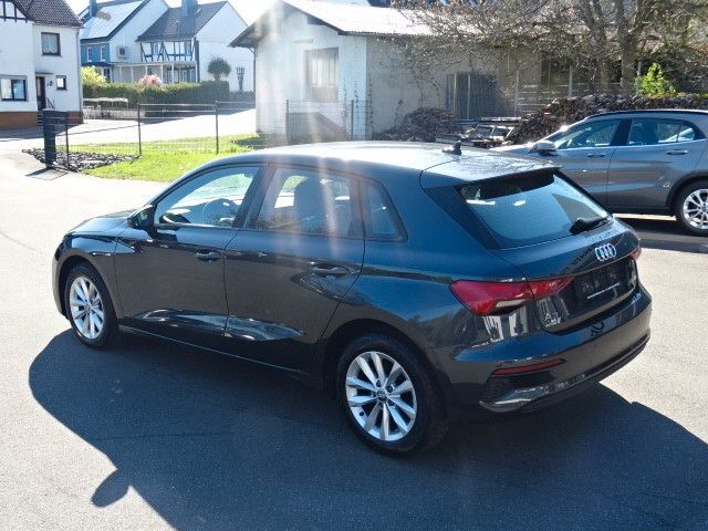 Audi A3 Sportback 2.0TDI LEDER,NAVI,LED,PDC,1HAND foto 6
