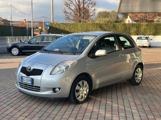 Toyota Yaris 3p 1.0 NEOPATENTATI 140.000 KM !!