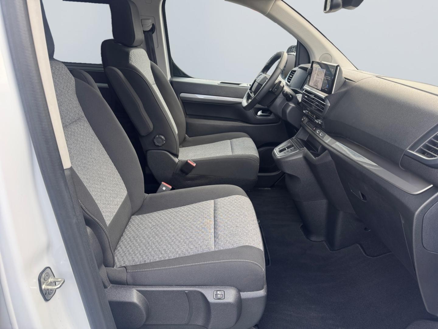 Toyota Proace Verso 2.0 D-4D L2 Team D *LED*ACC*CAM*Nav