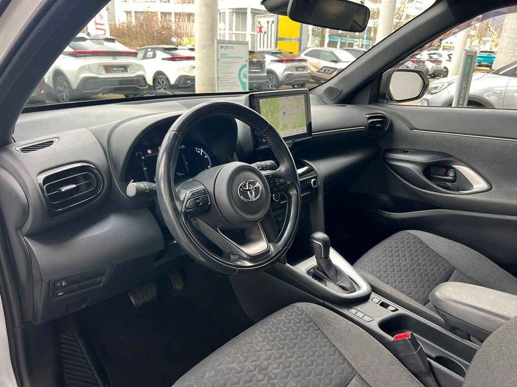Fahrzeugabbildung Toyota Yaris Cross 1.5 Hybrid NAVI RFKAM