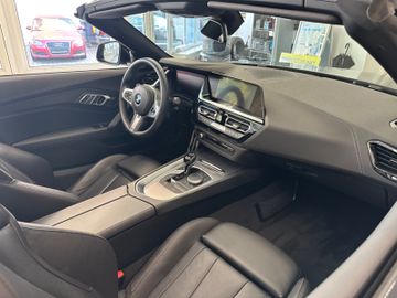 Fahrzeugabbildung BMW Z4 M40i Roadster*Keyless*Kamera*Distronic*HarmK
