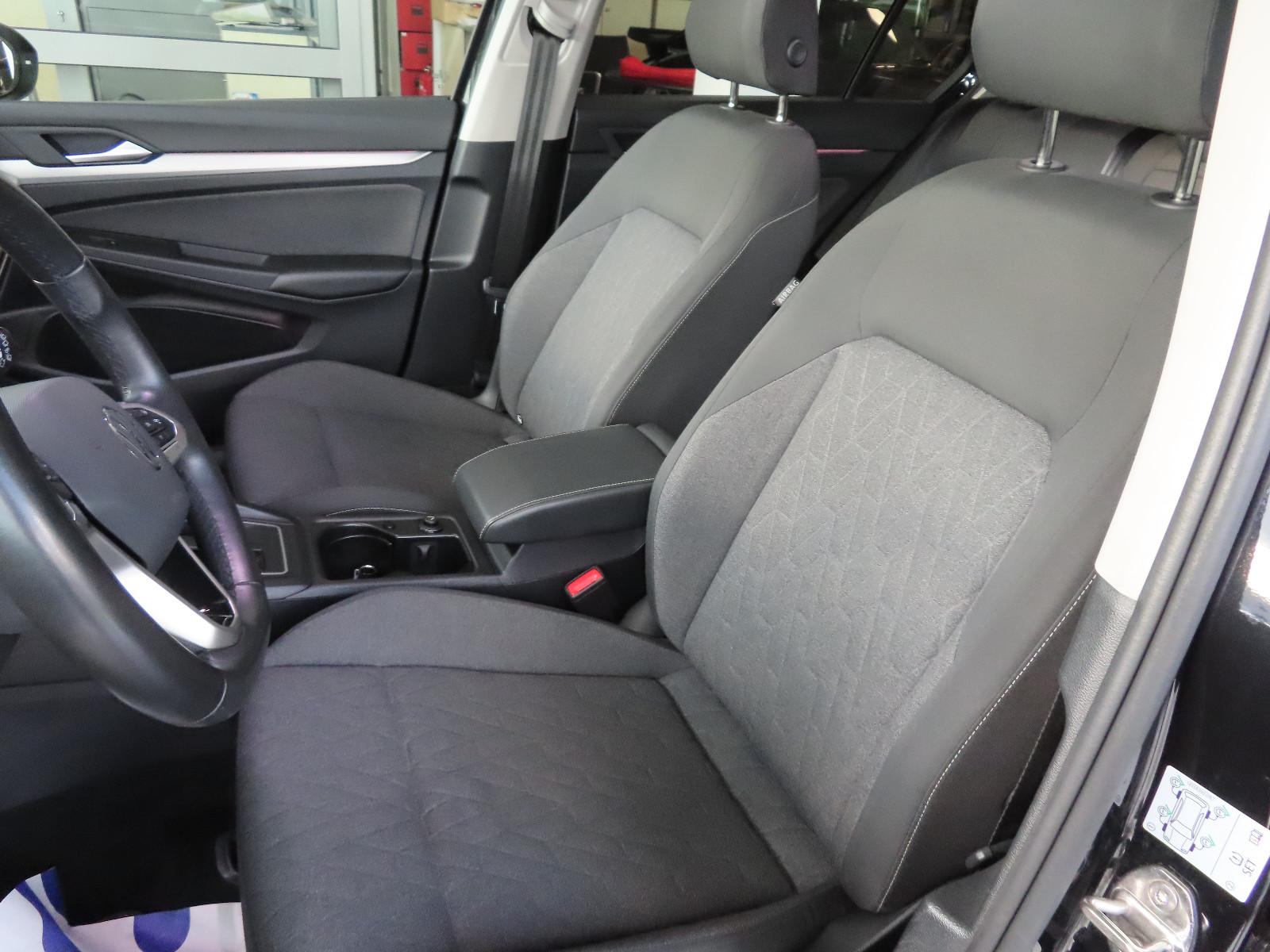 Volkswagen Golf VIII Lim. Move DSG PANO ACC AHK LED, миниатюра 15