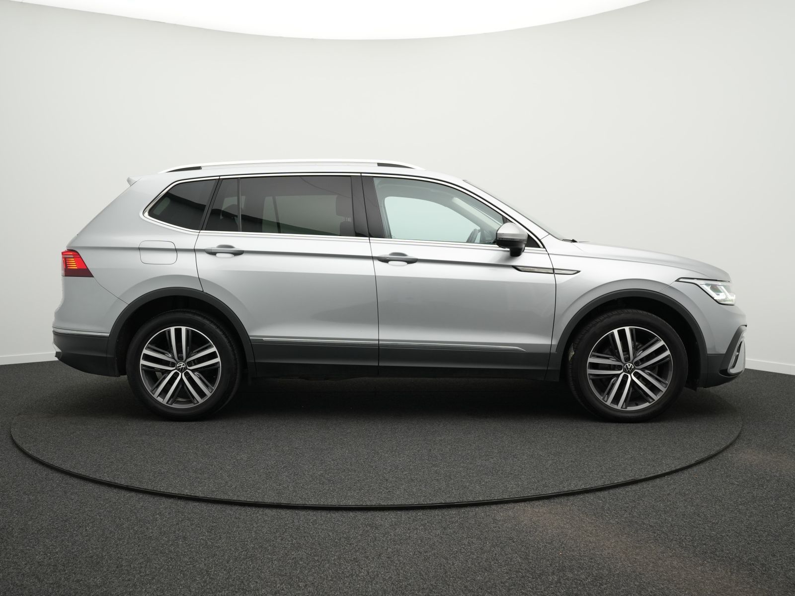Volkswagen Tiguan Allspace - Bild 13