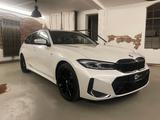 BMW 320d xDrive M Sport ACC AHK HuD Driv. Prof. 19" - BMW 320: Kombi, 320d M Sport