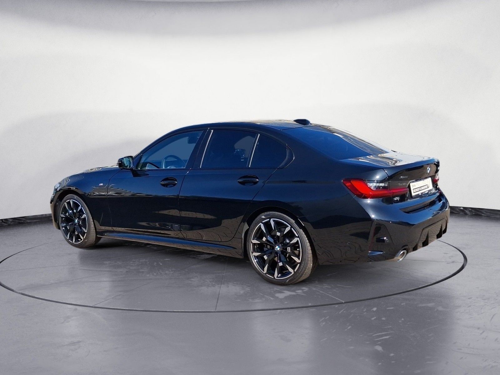 BMW 330i xDrive M Sportpaket AHK Akustikglas HiFi Pa foto 4