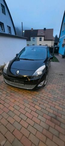 Renault Grand Scenic TCe