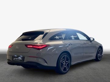 Mercedes CLA 180 Shooting Brake - 2