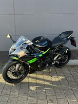 Kawasaki Ninja ZX-6R - KAWASAKI NINJA