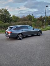Mercedes-Benz Mercedes Benz E400 d 4 Matic T - Garantieverläng - Mercedes-Benz E 400 mit Diesel-Antrieb: Automatik