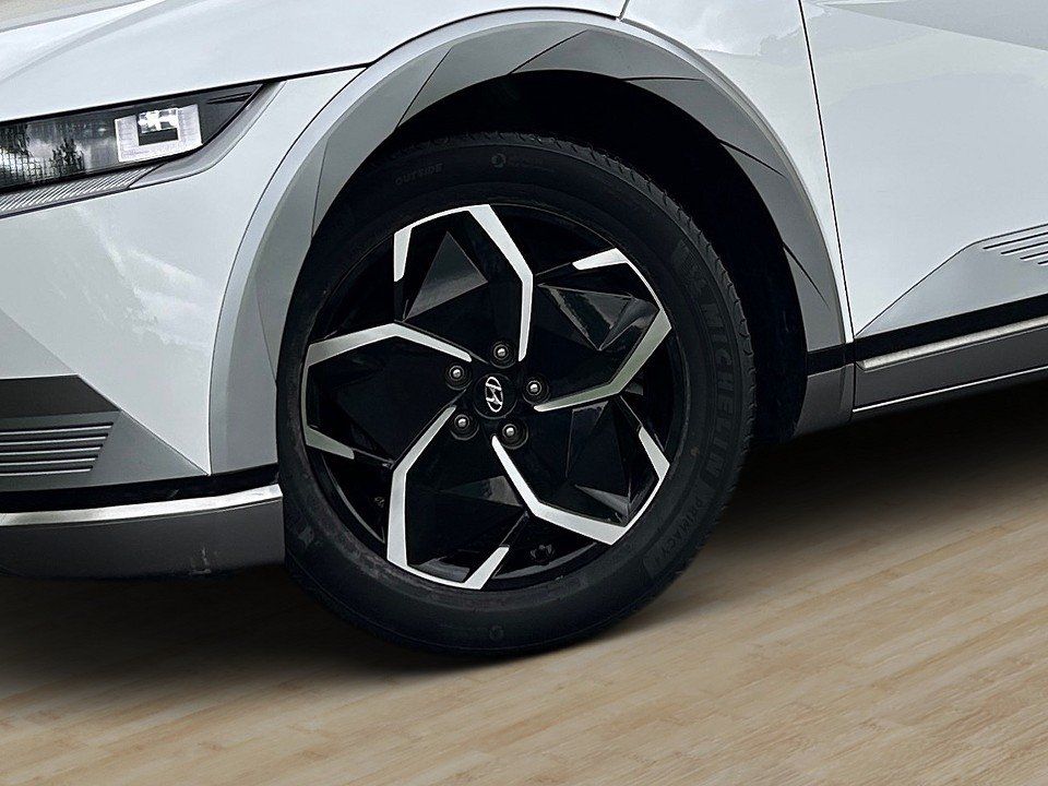 Fahrzeugabbildung Hyundai IONIQ 5 58kWh DYNAMIQ 1.HD GARANTIE LED+NAV+PDC+