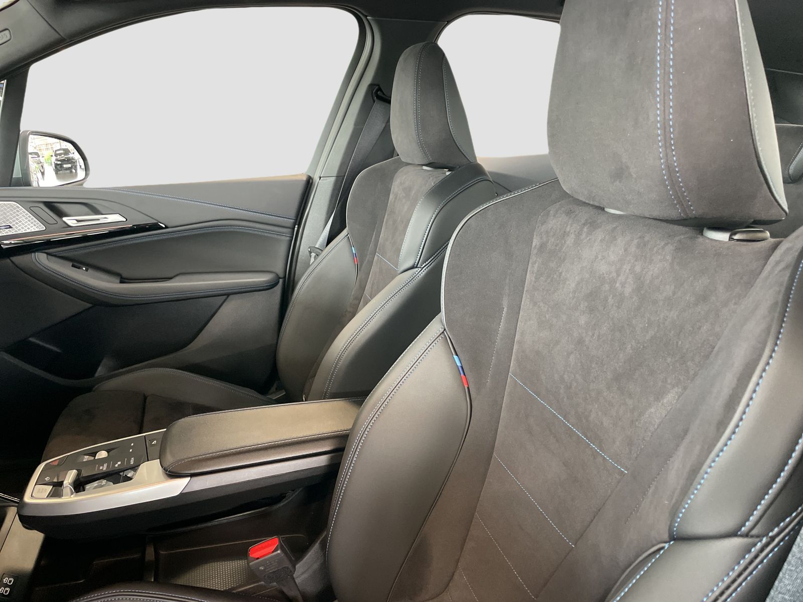BMW 223 Active Tourer - Bild 11