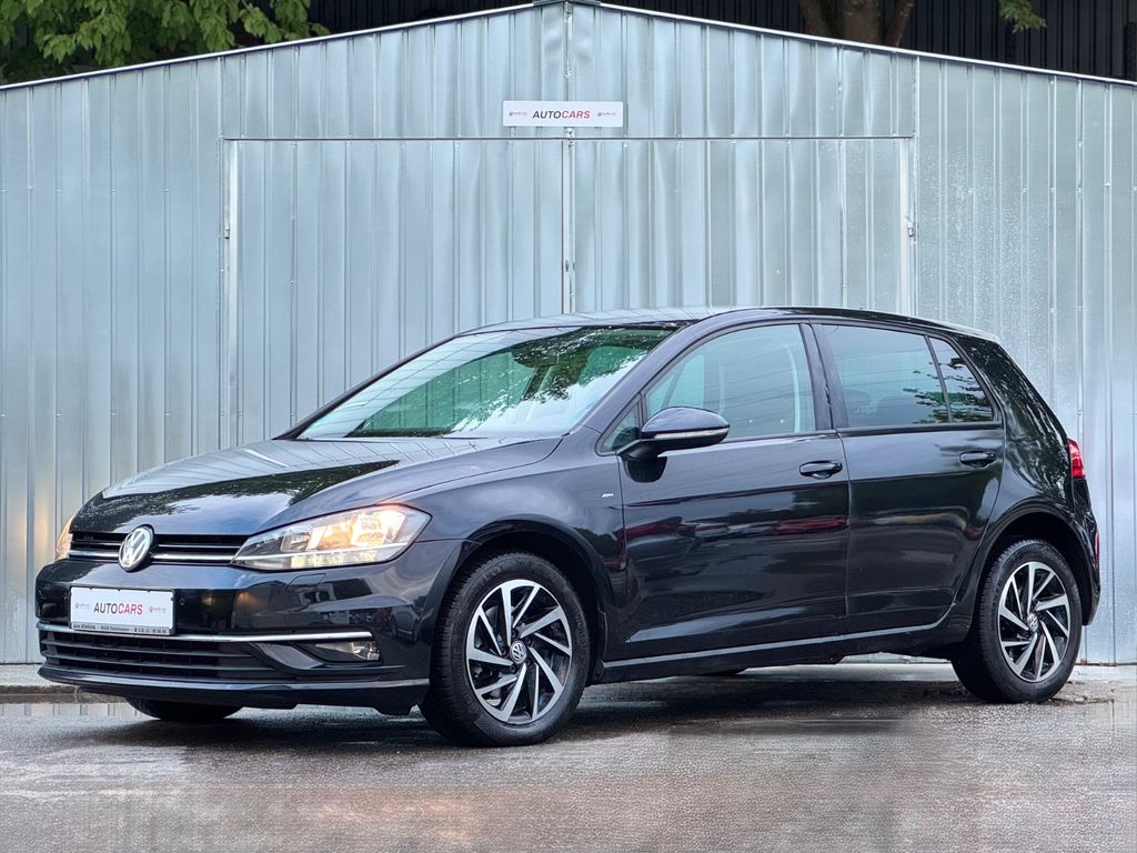 Image of Volkswagen Golf