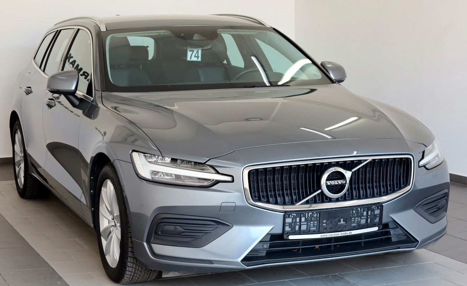 Fahrzeugabbildung Volvo V60 Momentum Pro, T.Leder,Navi,LED,Kamera,SH