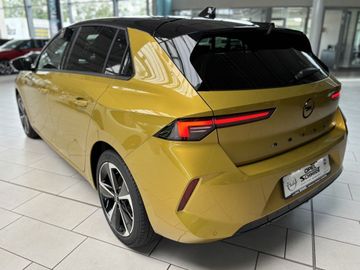 Fotografie 14 des Opel Astra 1.2 Turbo GS AHK