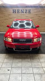 Audi A4 2.0 multitronic Avant - - Audi A4 aus 2003: Kombi