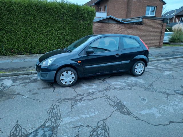 Ford Fiesta 1,4 i Automatik