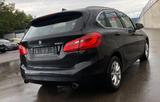 BMW 220 Active Tourer, LED,Navi,Bluetooth, - schwarze BMW 220 Active Tourer