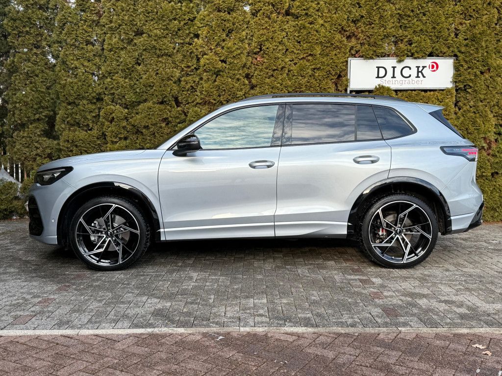 Fahrzeugabbildung Volkswagen Tiguan 2.0TSI DSG 4M R-Line MATRIX+PANO+AHK+360°
