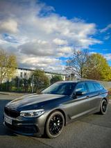 BMW 530d xDrive Touring A -