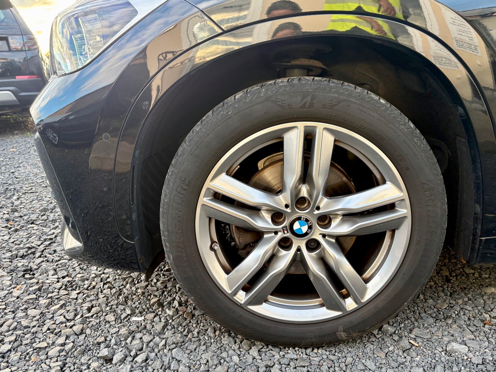 Fahrzeugabbildung BMW X1 sDrive18d Aut. M SPORTPAKET Navi LED Pano HUD