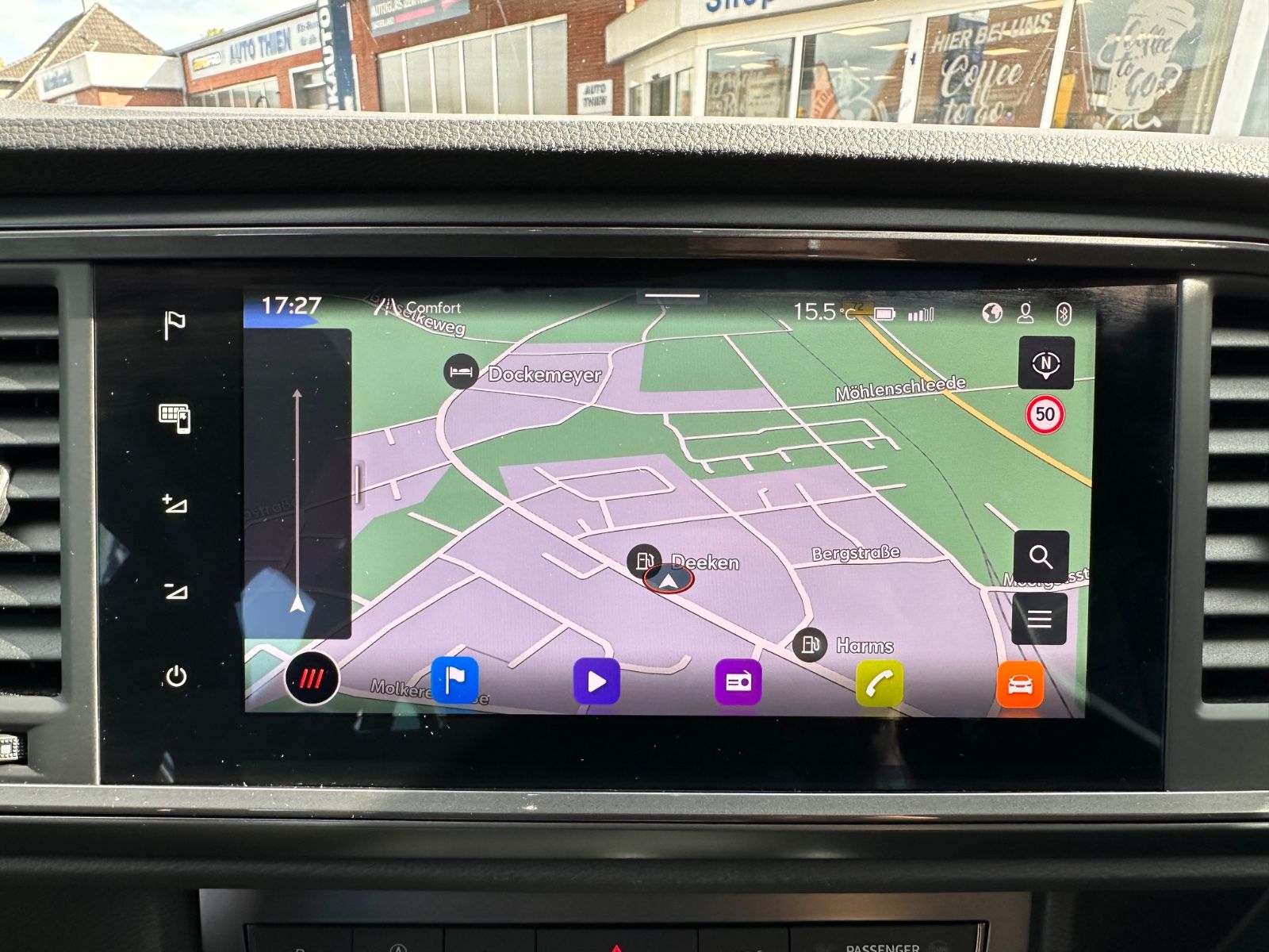 Fahrzeugabbildung CUPRA Ateca 1.5 TSI DSG Pano/ACC/Navi/LED/SHZG/Travel