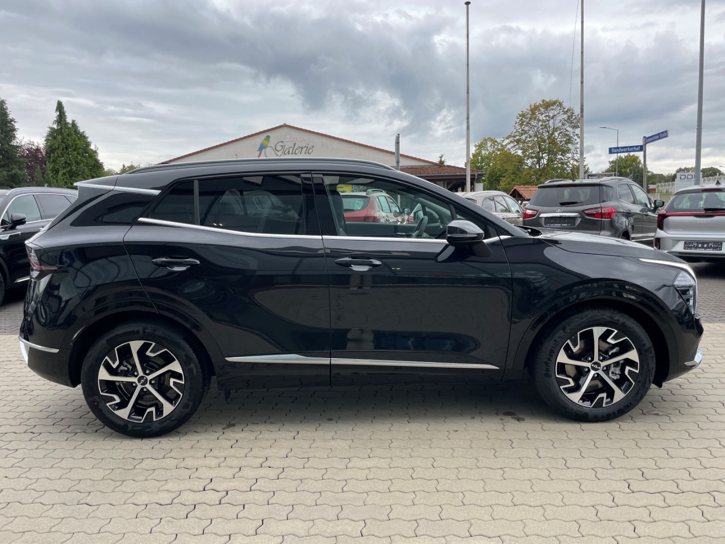 Fahrzeugabbildung Kia Sportage Spirit Mild-Hybrid Navi LED El. Heckkl.