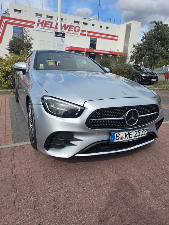 Image of Mercedes-Benz E 220