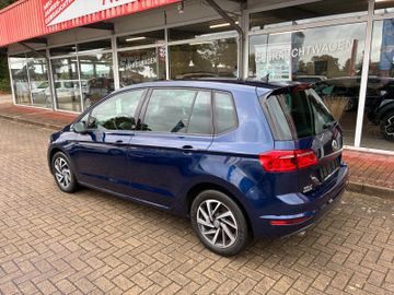 Volkswagen Golf - 2