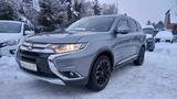 Mitsubishi Outlander SUV-Star 2WD /AHK/Kamera/ - gebrauchte Mitsubishi Outlander aus dem Jahr 2016