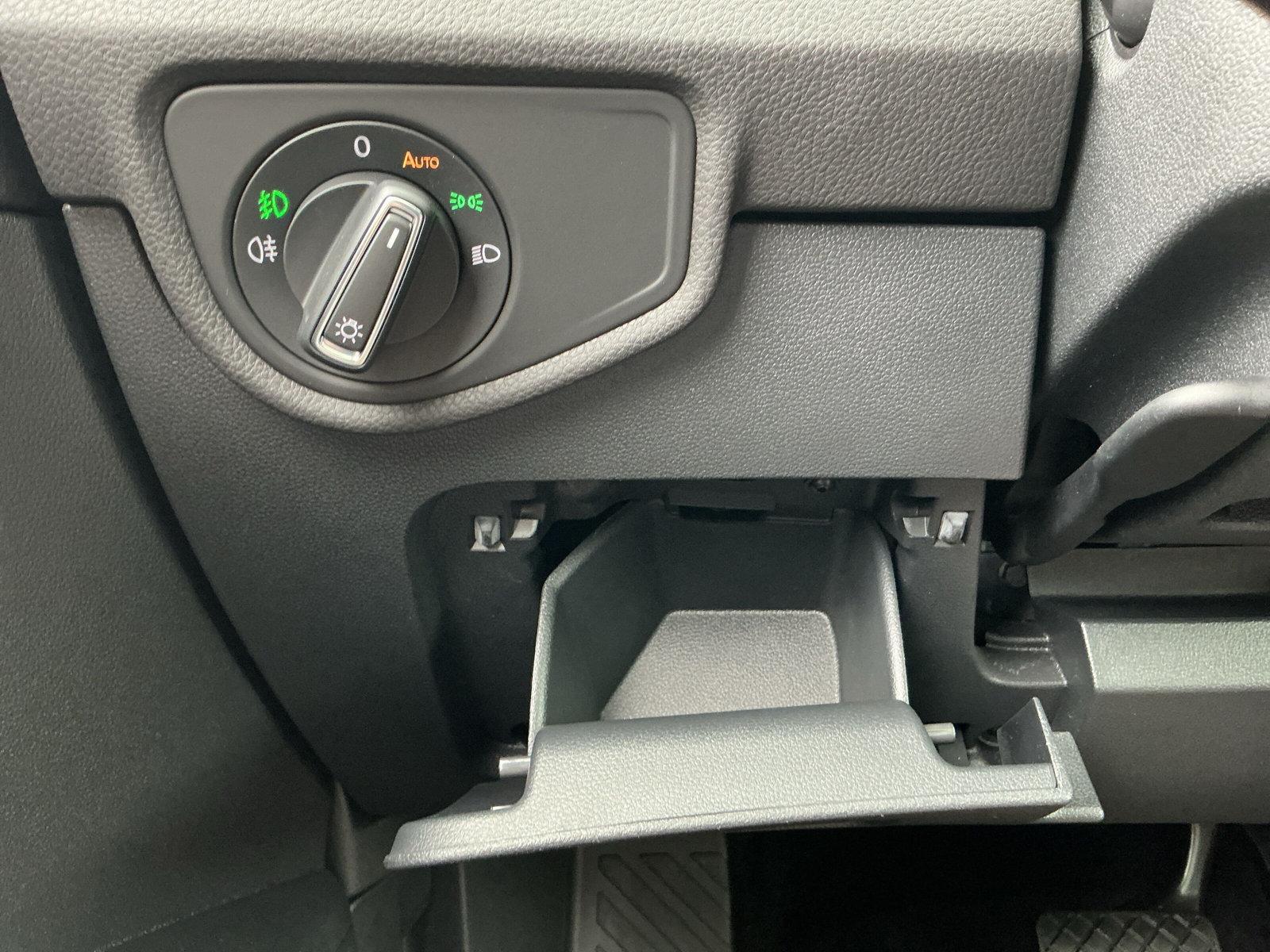 Volkswagen Touran 1.5 TSI DSG Highline LED PANO Apple&Andro, миниатюра 22